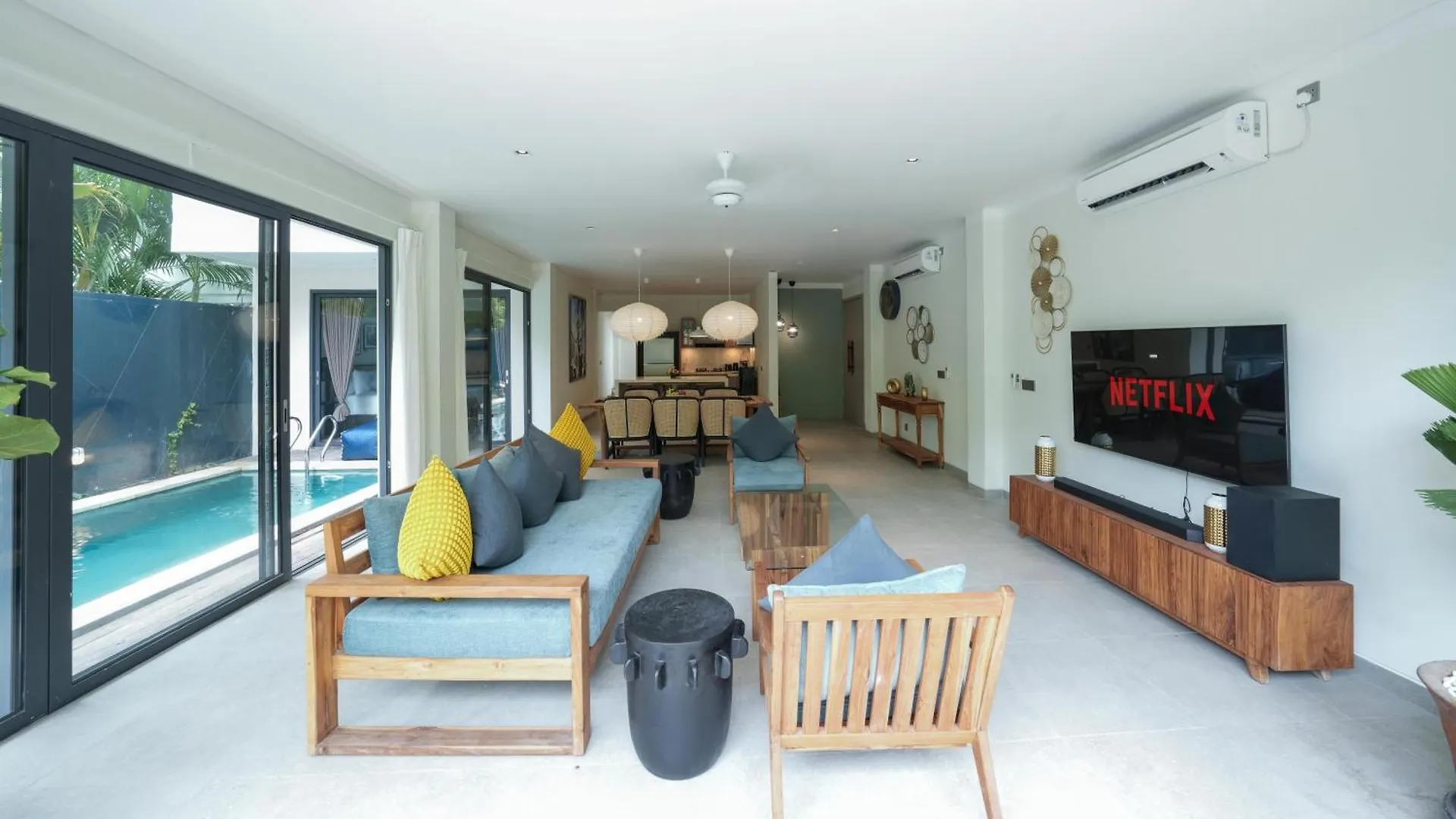 Villa Cora Seminyak Walk To Double Six Beach