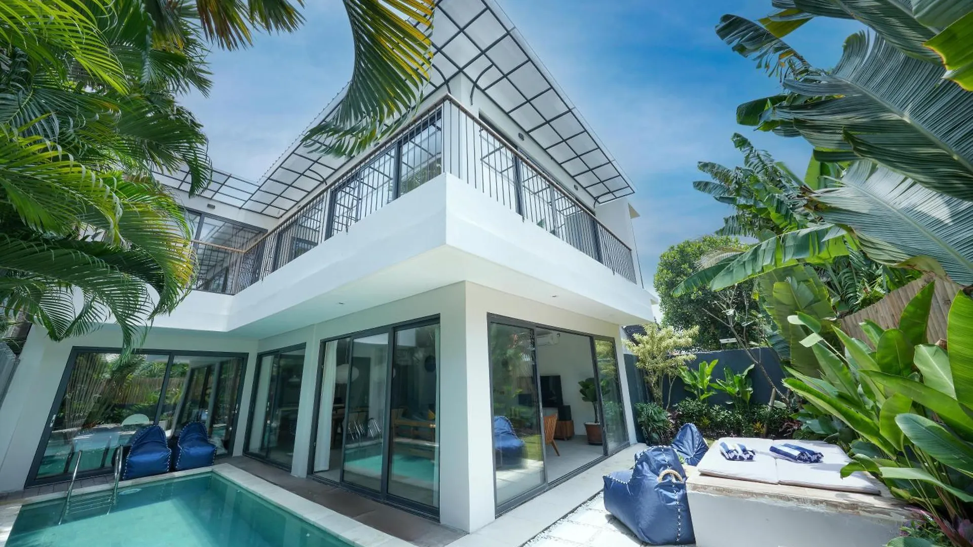 Villa Cora Seminyak Walk To Double Six Beach